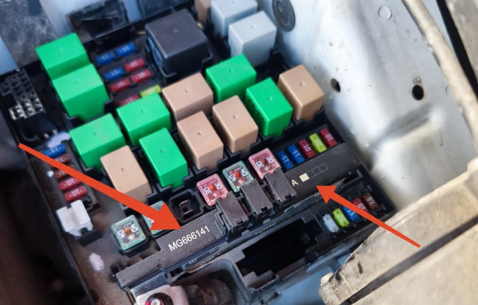 عیب‌یابی سیستم برقی اسپورتیج